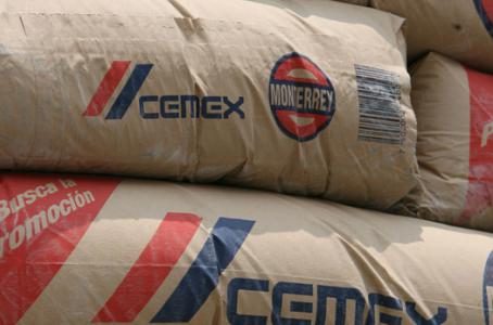 Cemex venderá activos por hasta 1,500 mdd